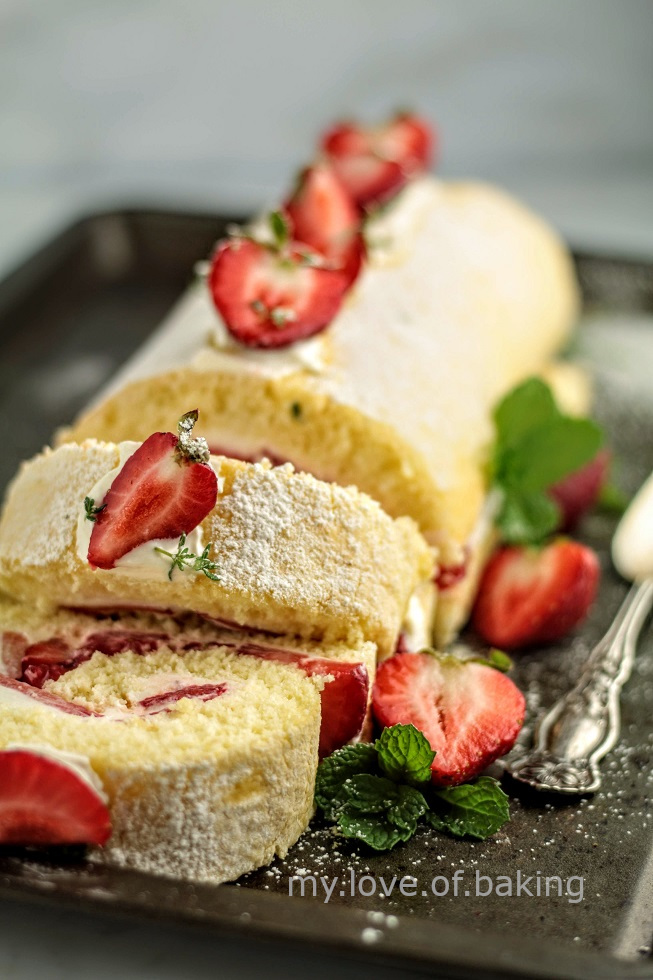 sponge roll cake