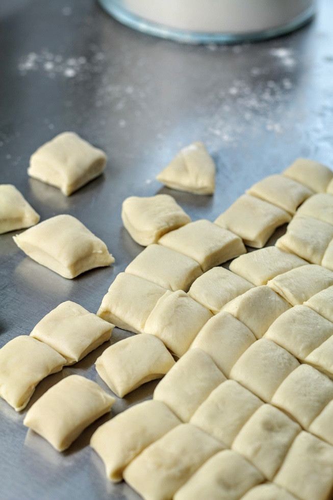 cut the dough