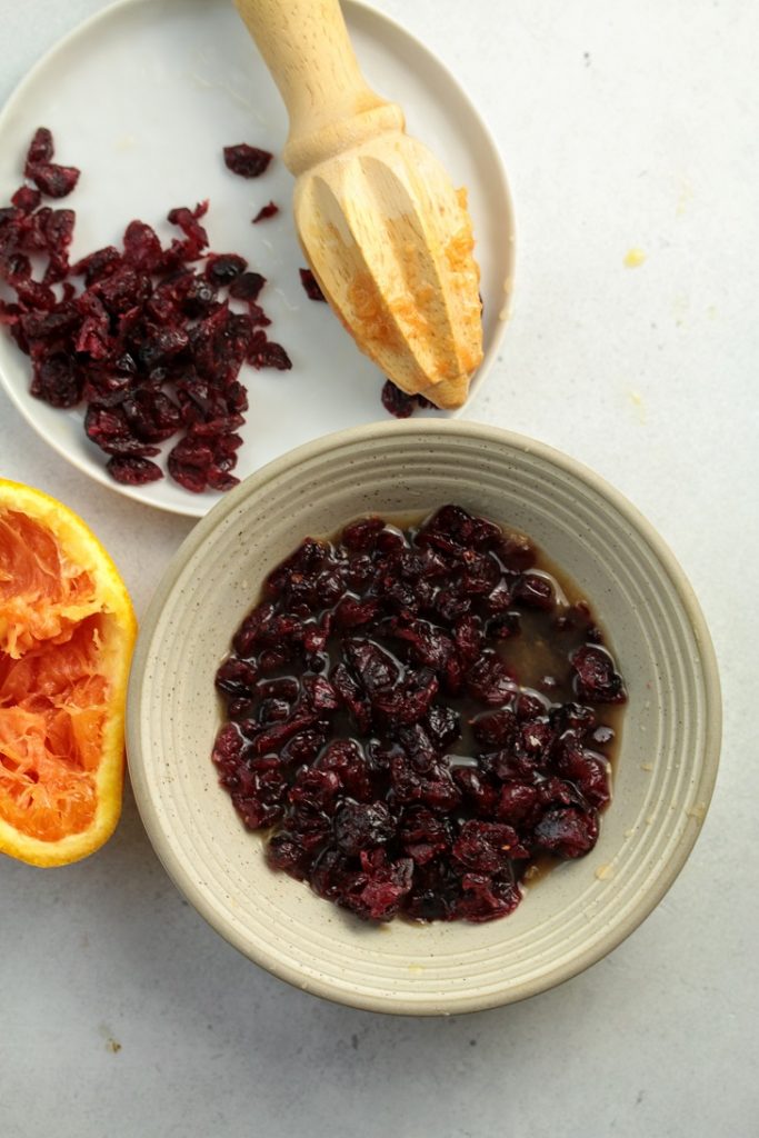 soak cranberries