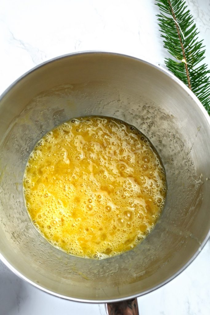 mix eggs and sugar