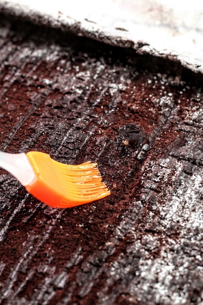 apply sugar syrup