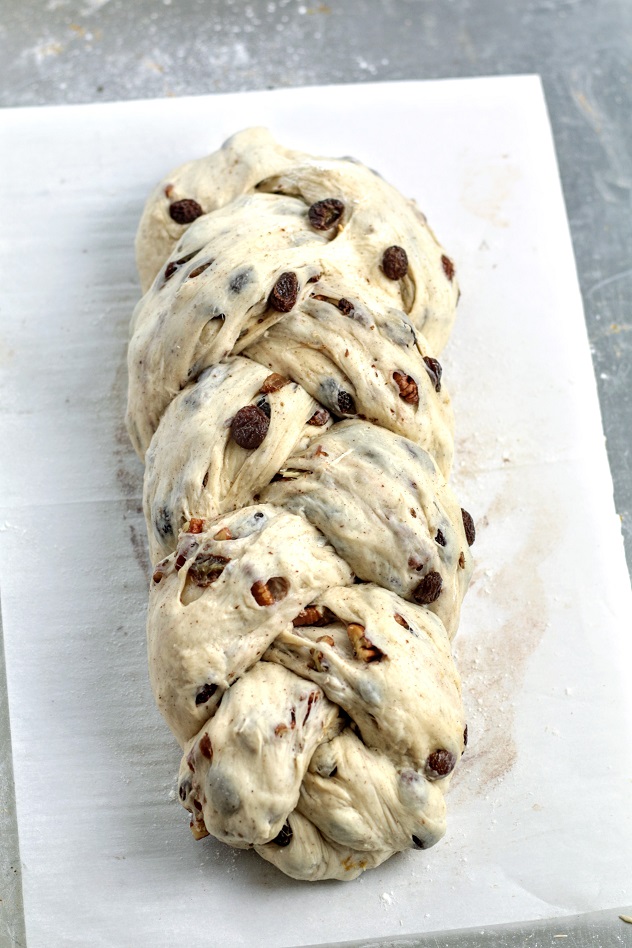 plaited bread