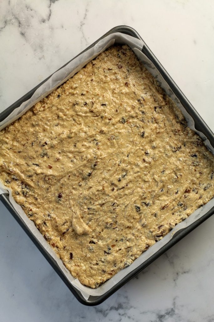 deposit into the baking tray