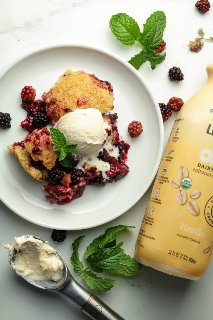 Blackberry cobbler