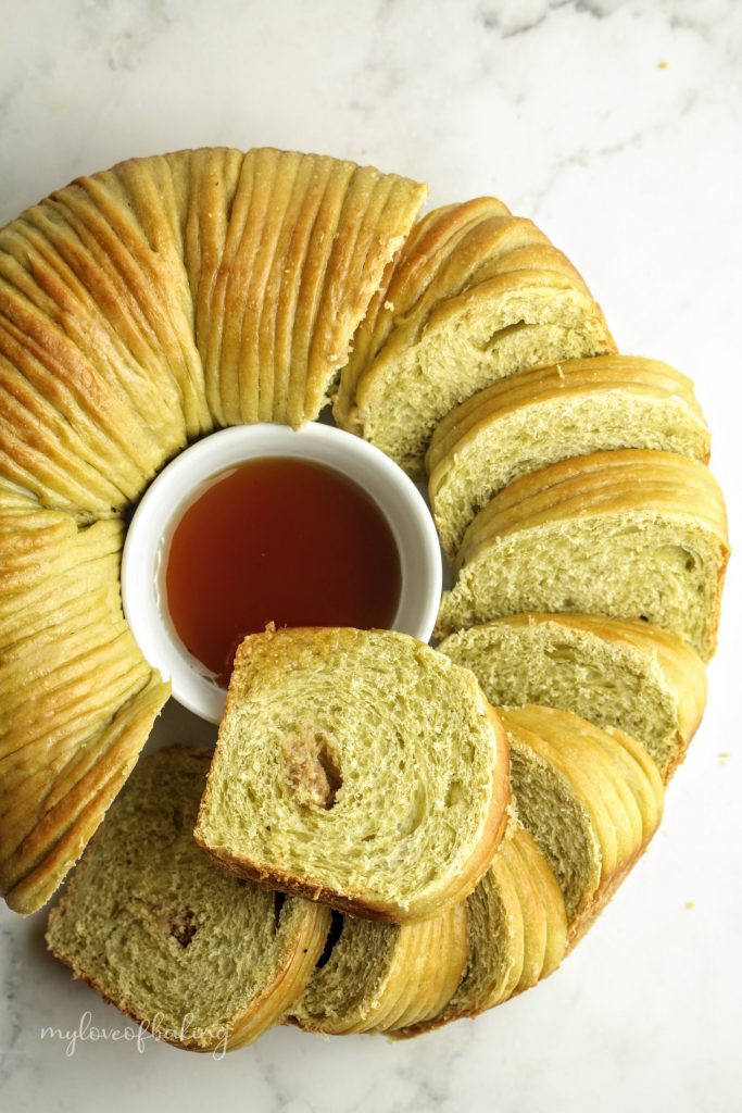 wool roll bread