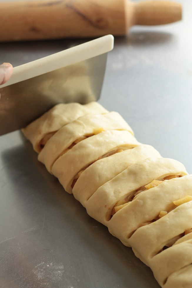 cut the dough