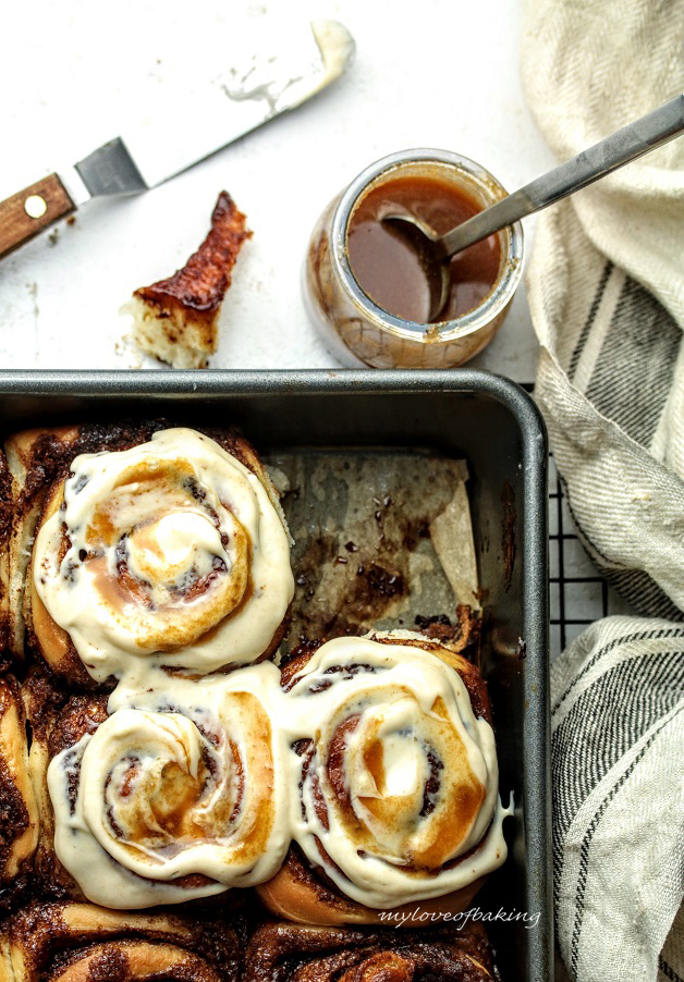 apple cider caramel cinnamon rolls