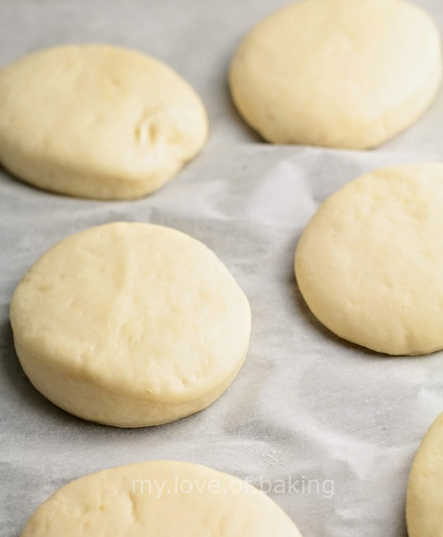 vegan sourdough doughnuts