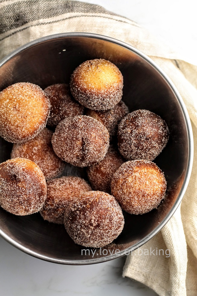 vegan sourdough doughnuts